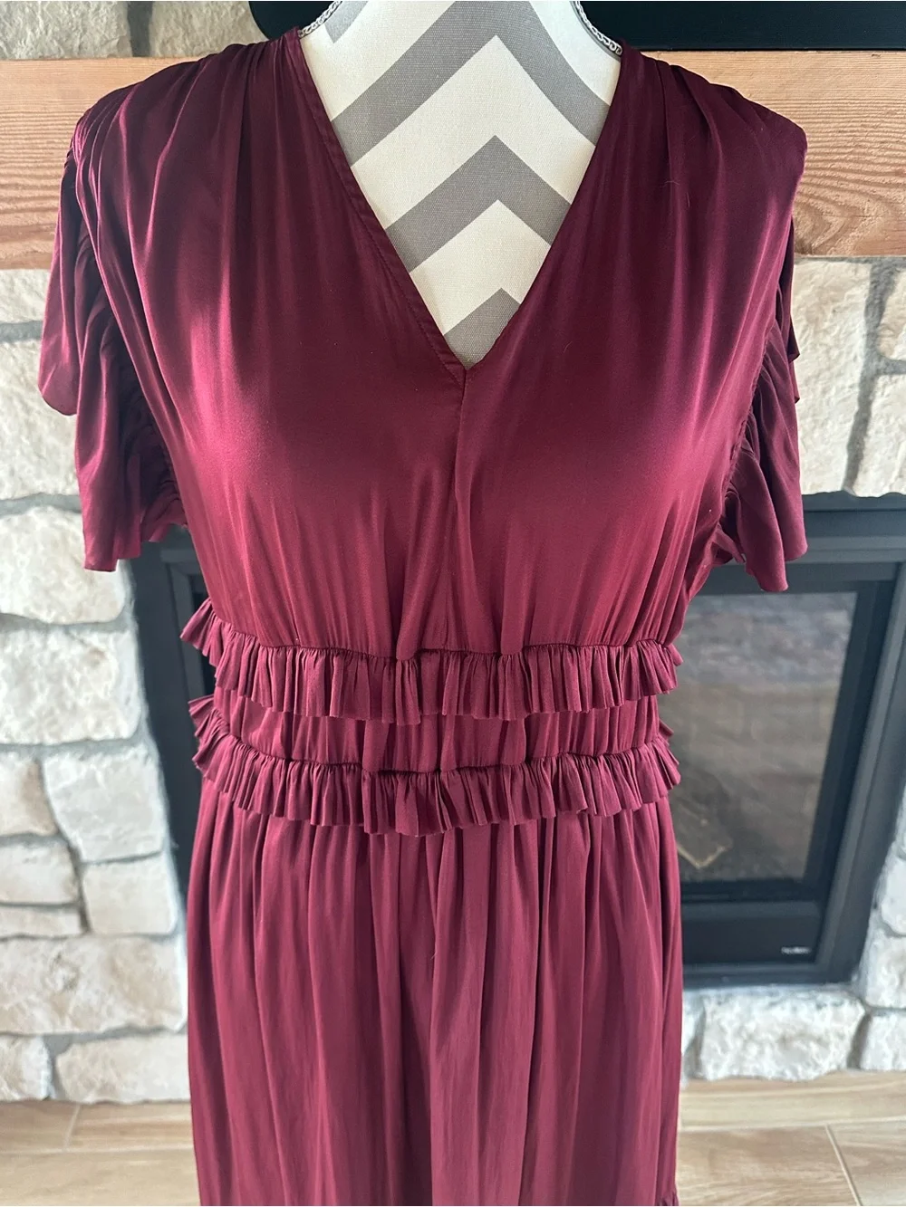 Bohme Maroon Ruffle Willa Midi Dress features a V-neckline and tiered skirt. L - Picture 9 of 12